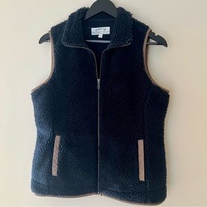Orvis Navy Sherpa Fleece Vest with Leather Trim